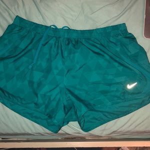 NEVER WORN nike shorts